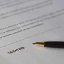Contracts Attorney